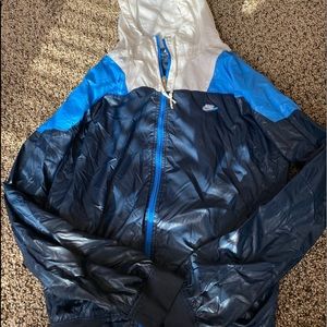 nike windbreaker
